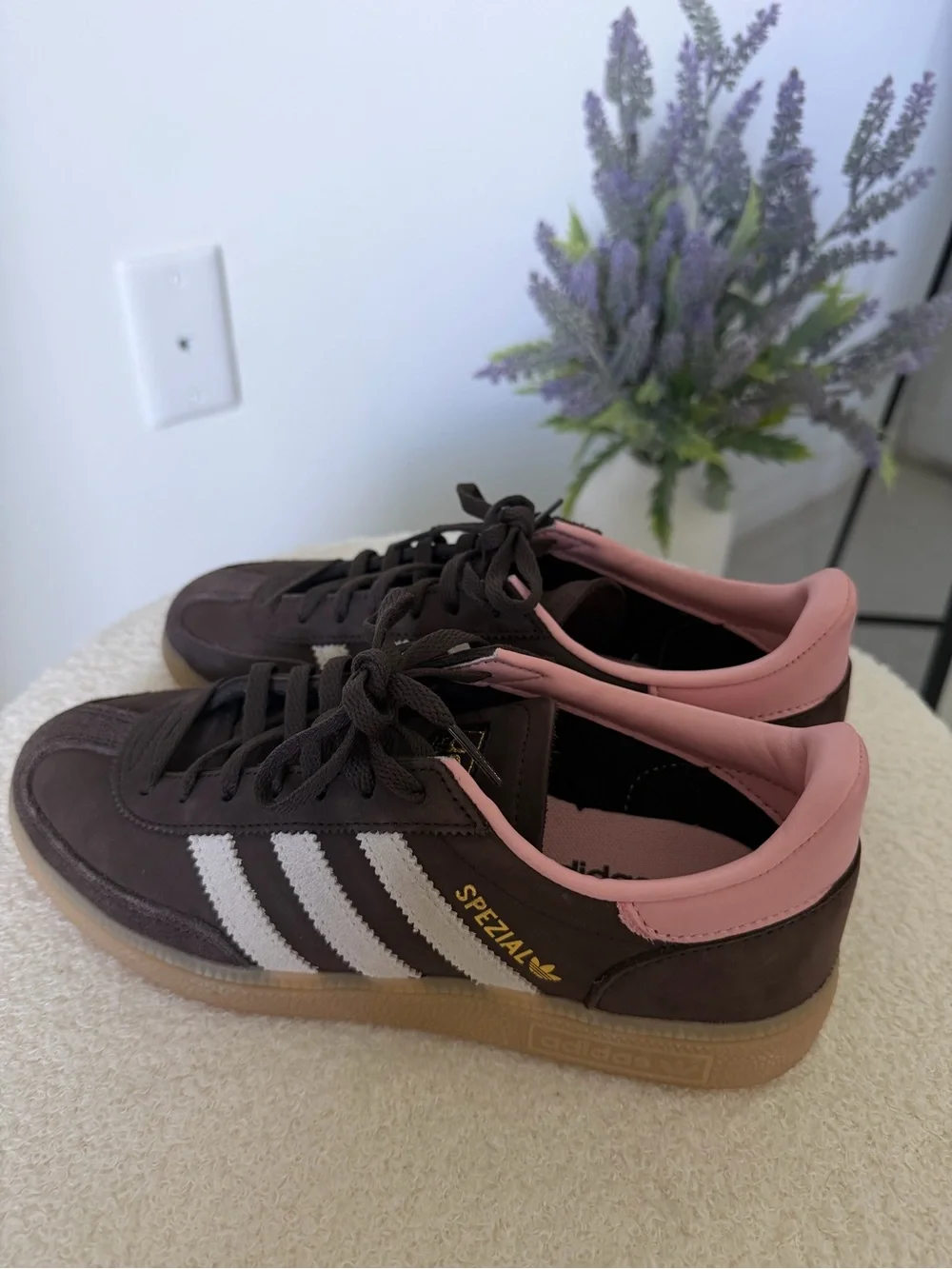 CUTE Adidas Spezial Brown & Pink Suede Sneakers